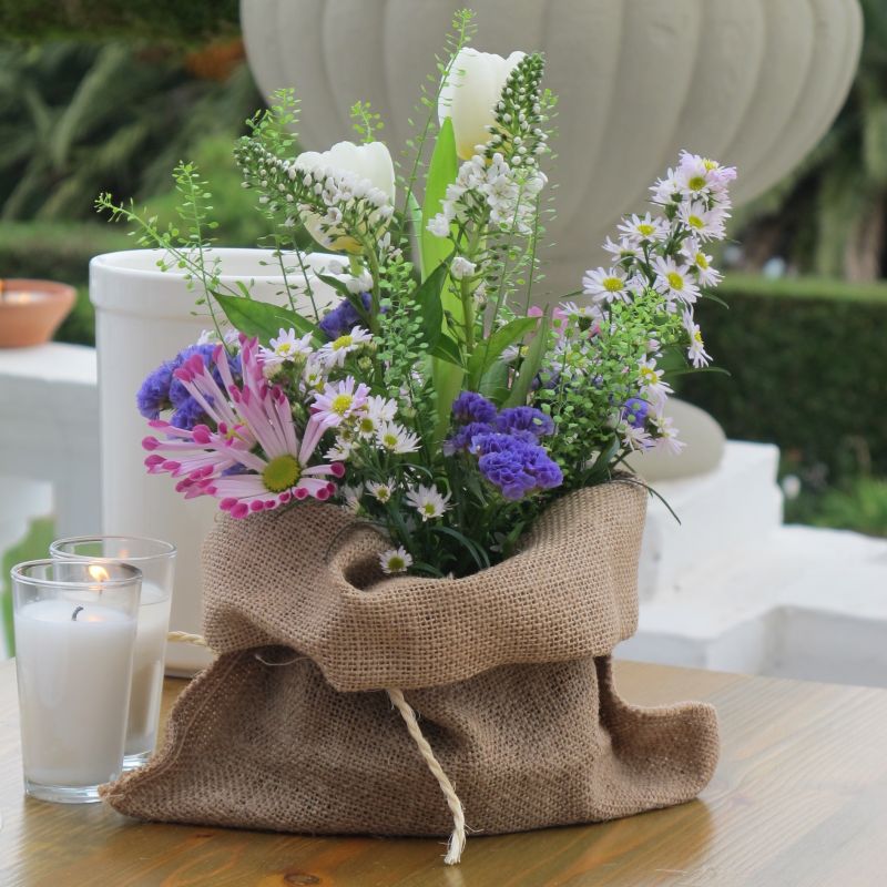 Centro de flor en Saquito