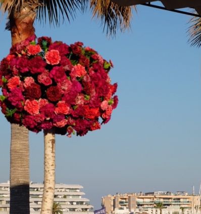 Arbol con claveles para barra