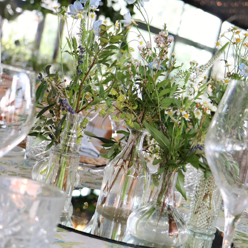 Composcion cristales y flores