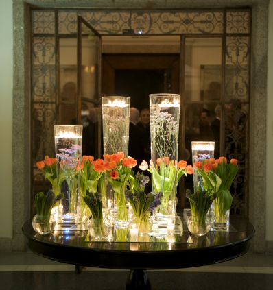 Bodegón de Flores y Velas