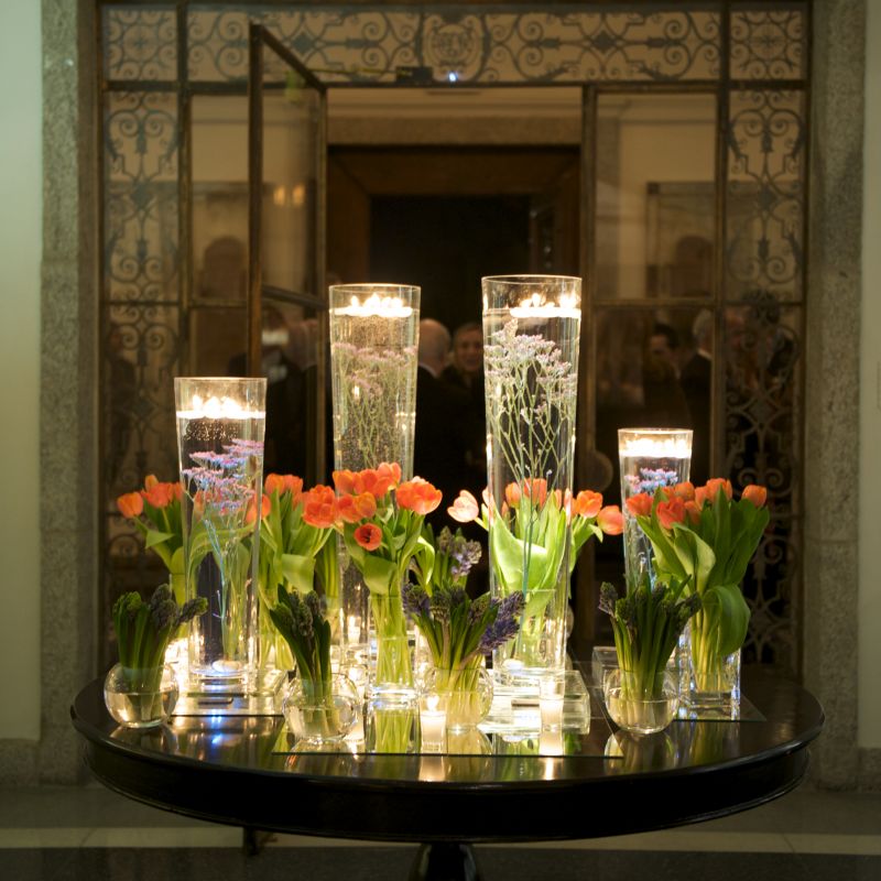 Bodegón de Flores y Velas