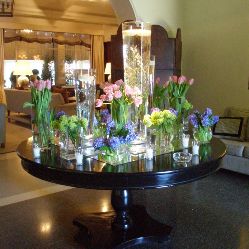 Bodegón de Flores y Velas