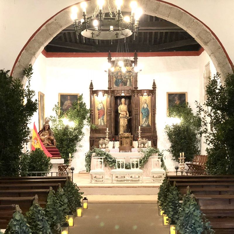 Decoracion Interior ermita natural