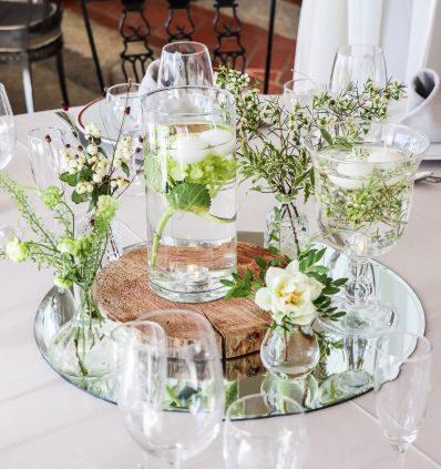 Centro con velas y Flores Sumergidas