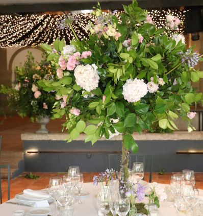 Centro alto con flores